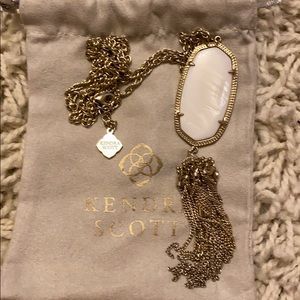 Kendra Scott necklace